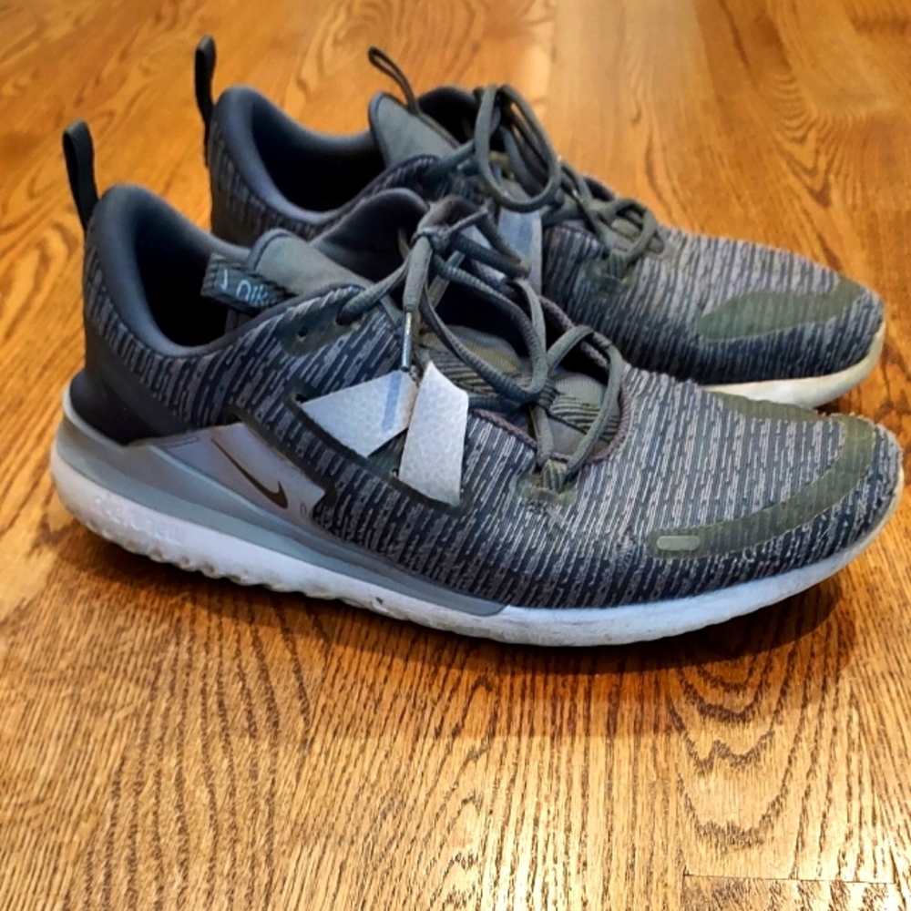 DONATED - Men's Nike Renew Athletic Shoes